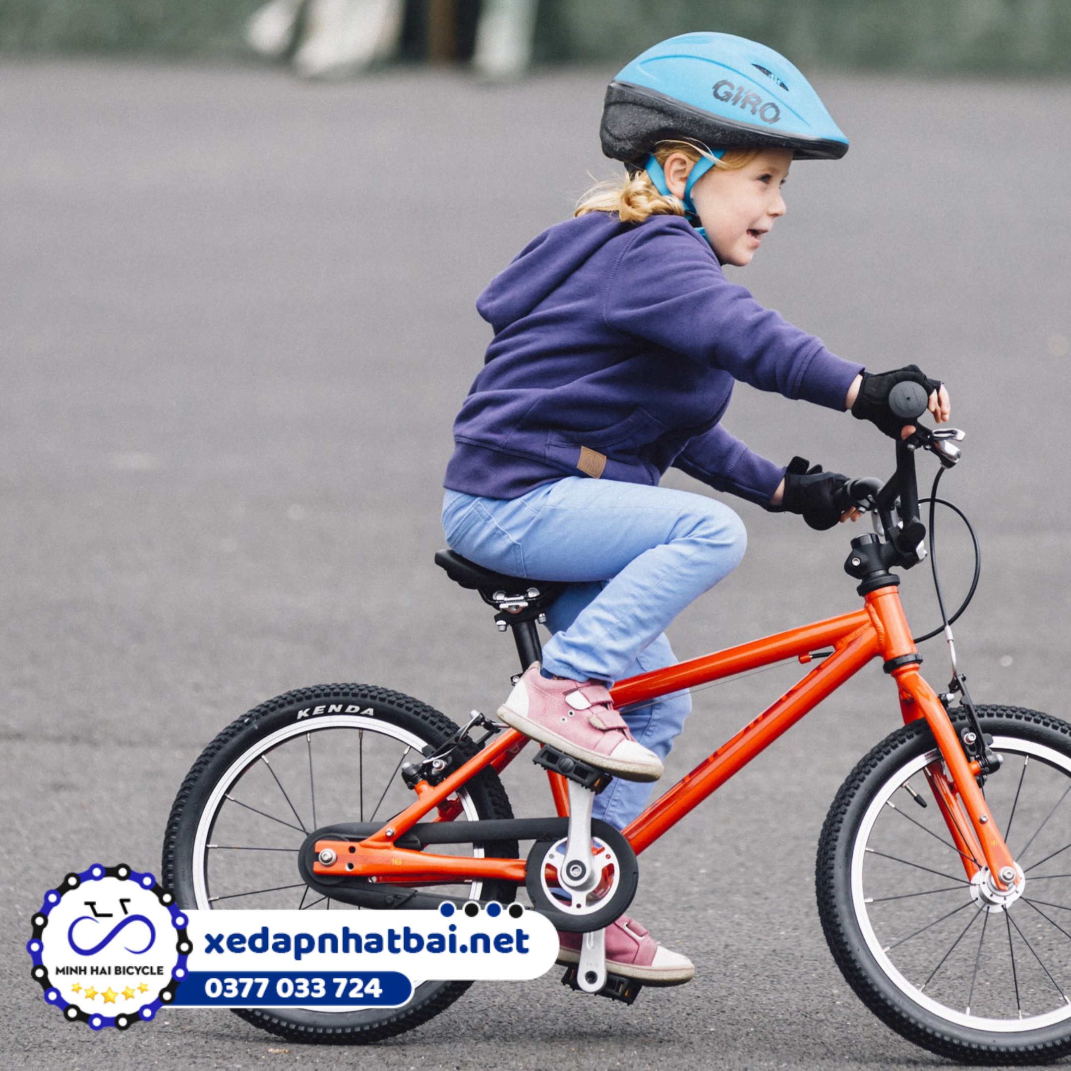 Cách tập xe đạp 2 bánh cho bé nhanh nhất chỉ khi bé thật sự đã sẵn sàng để tham gia và đủ cứng cáp để giữ thăng bằng