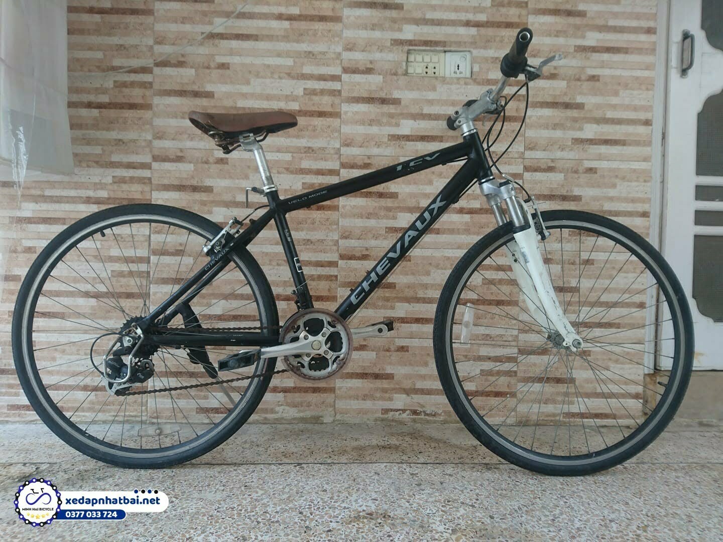 Xe đạp thương hiệu Chevaux Nhật Bãi thường sử dụng lốp không săm của Maruishi